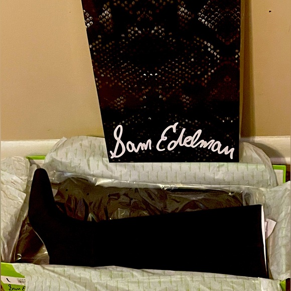 NIB Sam Edelman Lillia black suede boots 6.5 - Picture 1 of 10